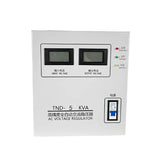 منظم جهد تيار متردد أوتوماتيكي عالي الكفاءة TND 5kVA مثبت جهد بمحرك سيرفو تحكم بلفائف نحاسية أحادي الطور 220 فولت شاشة LCD SVC